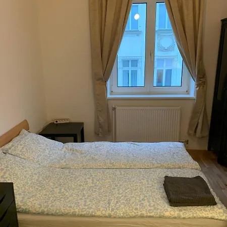 Two In Walking Center 4 1 Pax Apartment Vienna